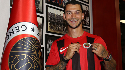 Gençlerbirliğine Portekizli sağ bek