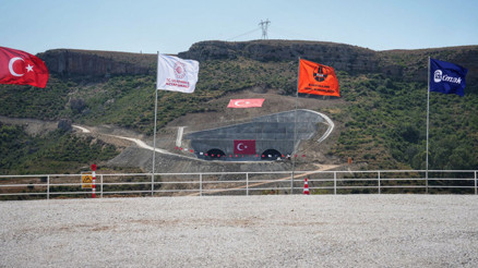 İki buçuk saat süren yol 36 dakikaya inecek İki buçuk saat süren yol 36 dakikaya inecek