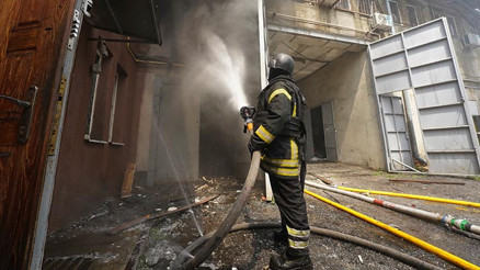 Ukraynanın askeri savunma tesisleri vuruldu