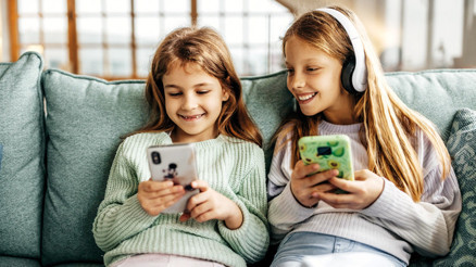 Sosyal medyaya süre kısıtlaması... İngiltere’de çocuklar günde 2 saat bakacak