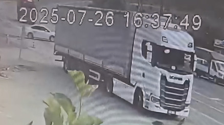 Aysun komiserin hayatını kaybettiği kaza kamerada