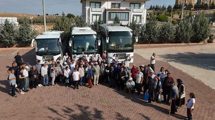 Dualar edildi lokmalar paylaşıldı