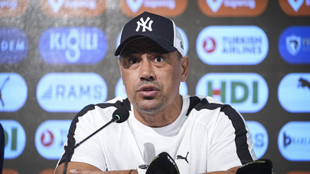 Çağdaş Atan: Başakşehir’in koyduğu tüm hedefleri bu sene gerçekleştirmek istiyoruz