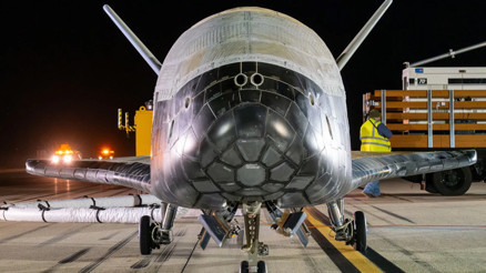 Gizli uzay uçağı X-37B’ye yeni görev