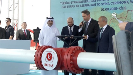 Türkiyeden Suriyeye ilk doğalgaz akışı başladı