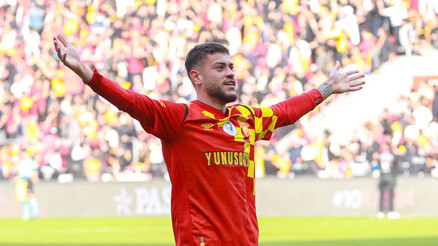 Romulonun yeni takımı belli oldu Rekor bonservis