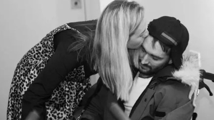 32 yaşında dul kalmıştı... Aşkı yeniden bulmuştu ki şimdi de bebeği öldü... Sırf seni 9 ay karnımda taşıdığım için bile minnettarım 32 yaşında dul kalmıştı... Aşkı yeniden bulmuştu ki şimdi de bebeği öldü... Sırf seni 9 ay karnımda taşıdığım için bile minnettarım