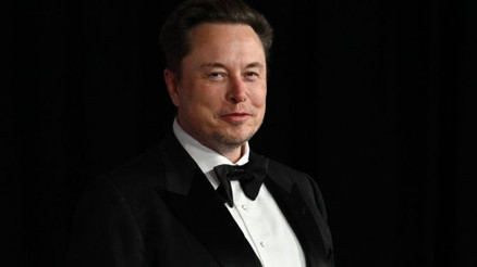 Elon Musk servetine servet kattı 29 milyar dolarlık ikramiye verildi