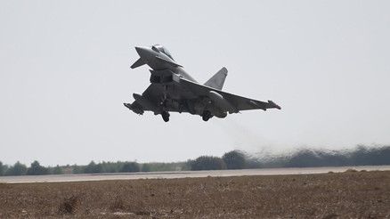 Alman Eurofighter’ları Polonya’da Alman Eurofighter’ları Polonya’da