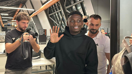 Trabzonspor, Kazeem Olaigbe’yi Trabzona getirdi
