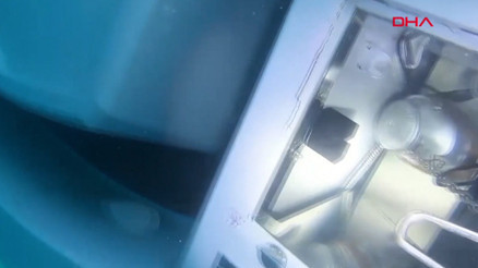 Yalovadan Bozcaadaya gitmek için açıldığı teknesi parçalanmış halde bulunan iş insanı aranıyor