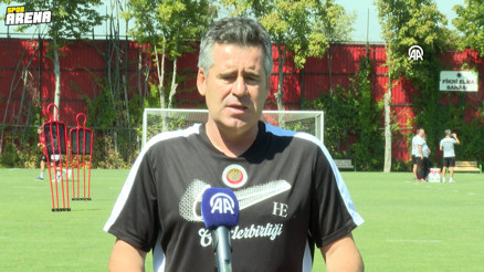 Gençlerbirliği teknik direktörü Hüseyin Eroğlu, taraftarlardan sabır bekliyor Gençlerbirliği teknik direktörü Hüseyin Eroğlu, taraftarlardan sabır bekliyor