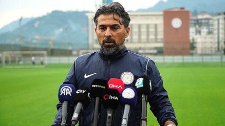 Çaykur Rizespor Teknik Direktörü İlhan Palut: Geçen sene çok zikzaklı performansımız vardı Çaykur Rizespor Teknik Direktörü İlhan Palut: Geçen sene çok zikzaklı performansımız vardı