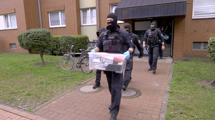 Almanyada Çinli fuhuş şebekesine büyük operasyon