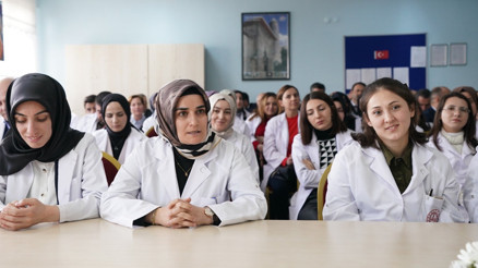 İL DIŞI MAZETERE BAĞLI YER DEĞİŞTİRME 2. BAŞVURU EKRANI MEB | Öğretmenlerin iller arası mazerete bağlı yer değiştirme başvurusu ne zaman, nasıl yapılır MEBden atanamayanlara ikinci imkan 2025 yaz tatili öğretmen ataması başvuru takvimi