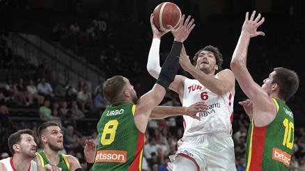 A Milli Takım, hazırlık maçında Litvanyaya mağlup