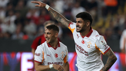 Galatasarayda Eren Elmalı, 1539 gün sonra ilk kez sevindi