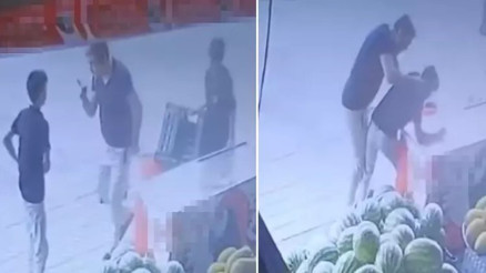 Adana’da marulu beğenmeyen bekçi, market çırağını darbetti Adana’da marulu beğenmeyen bekçi, market çırağını darbetti