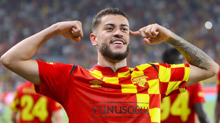 Göztepede Romulo gelişmesi Transferde sona gelindi