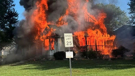 70 itfaiyeci müdahale etti: 4ü çocuk 6 kişi öldü