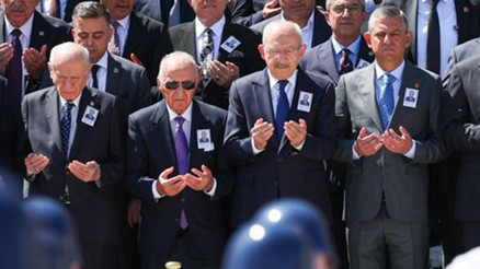 Hayatını kaybeden eski Sağlık Bakanı Şıvgın için TBMMde tören