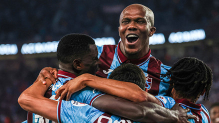 Mehmet Ayan, Trabzonsporun Kocaelispor karşısında aldığı galibiyeti değerlendirdi: Hibrit hücum, durgun oyun Mehmet Ayan, Trabzonsporun Kocaelispor karşısında aldığı galibiyeti değerlendirdi: Hibrit hücum, durgun oyun