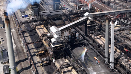 Çelik fabrikasında korkutan patlama: En az 1 ölü, 10 yaralı