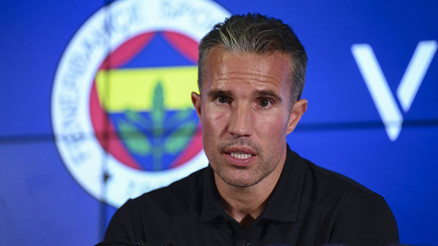 Robin van Persie: Fenerbahçenin bendeki yeri özel