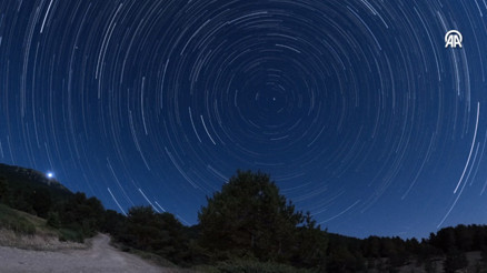 Perseid meteor yağmuru görsel şölen oluşturdu