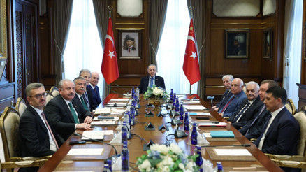 Cumhurbaşkanlığı İletişim Başkanı Durandan, Yüksek İstişare Kurulu Toplantısına ilişkin açıklama Cumhurbaşkanlığı İletişim Başkanı Durandan, Yüksek İstişare Kurulu Toplantısına ilişkin açıklama