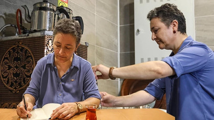 Belediyenin çaycısı kitap yazdı... Ele aldığı konu oldukça anlamlı ve dikkat çekici