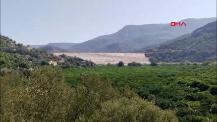 Doç. Dr. Ceyhun Özçelik: İzmirde 1 milyon kişinin susuzluk riski altında olduğunu söyleyebilirim Doç. Dr. Ceyhun Özçelik: İzmirde 1 milyon kişinin susuzluk riski altında olduğunu söyleyebilirim