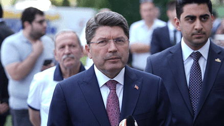 Son dakika Özgür Özelin iddiasına soruşturma... Bakan Tunç: Yalan beyanlar mutlaka açığa çıkar Son dakika Özgür Özelin iddiasına soruşturma... Bakan Tunç: Yalan beyanlar mutlaka açığa çıkar