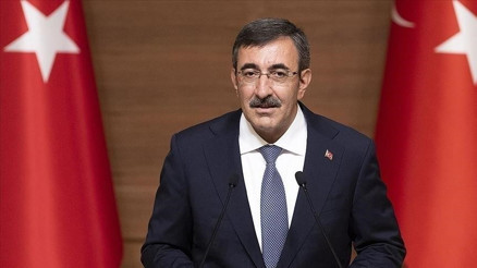 Cumhurbaşkanı Yardımcısı Yılmazdan ekonomi değerlendirmesi