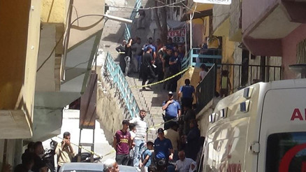 Şanlıurfada feci olay Evde ölü bulunan çiftle ilgili detaylar ortaya çıktı... Eşini öldürüp intihar etmiş