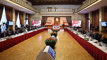 TBMMde şehit aileleri ve anneler dinlenecek