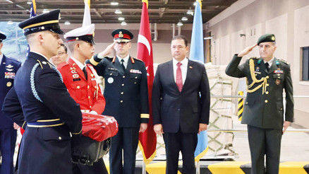 4 Kore şehidinin naaşı teslim... 75 yıl sonra bayrağa sarıldılar