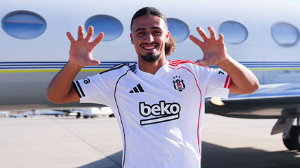 Beşiktaş, yeni sağ beki Taylana kavuştu