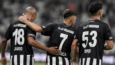 Beşiktaş ligde sahne alıyor