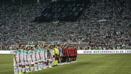 Bursaspor ve Eskişehirspordan örnek davranış