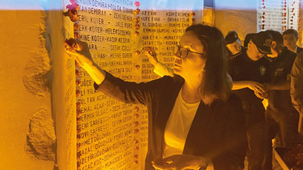 17 Ağustos’un 26. yıldönümünde 03.02 nöbeti