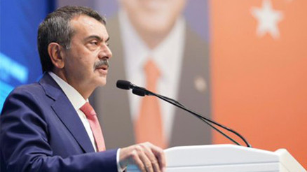 Bakan Tekinden yabancı dil eğitimi açıklaması: Bu mantığı değiştirmeliyiz Bakan Tekinden yabancı dil eğitimi açıklaması: Bu mantığı değiştirmeliyiz