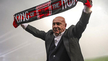 Samsunspor Başkanı Yüksel Yıldırımdan Panathinaikos maçı öncesi açıklamalar İki maçta da yenmek istiyoruz