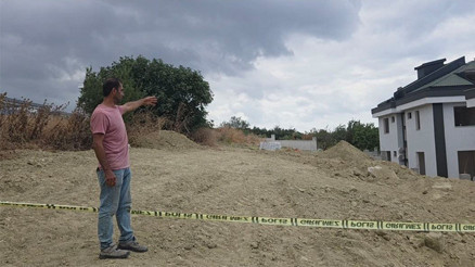 Büyükçekmecede korkunç olay Villanın bahçesinde ceset bulundu: 2 ay önce zorla alıkonulduğu ortaya çıktı Büyükçekmecede korkunç olay Villanın bahçesinde ceset bulundu: 2 ay önce zorla alıkonulduğu ortaya çıktı