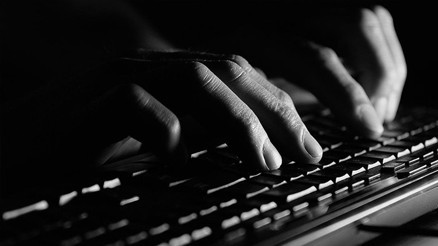 Televizyondan süpürgeye... Evinizdeki casus Televizyondan süpürgeye... Evinizdeki casus