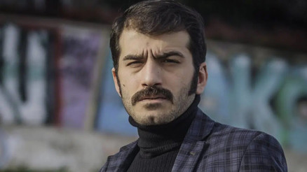 Oyuncu Ufuk Bayraktar kimdir, nereli, kaç yaşında Ezelde Ramiz Dayının gençliği Ufuk Bayraktar hangi dizilerde ve filmlerde oynadı Oyuncu Ufuk Bayraktar kimdir, nereli, kaç yaşında Ezelde Ramiz Dayının gençliği Ufuk Bayraktar hangi dizilerde ve filmlerde oynadı