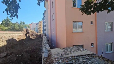 Erzurum İspirde heyelan meydana geldi: 70 ev boşaltıldı