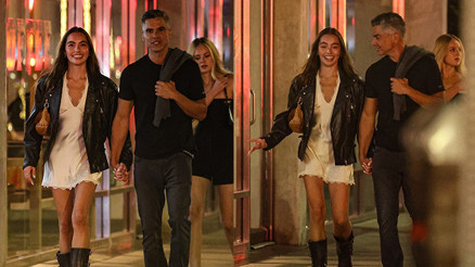 Eski karısını kıskandırmaya çalışırken yakalandı… Esmer güzelle ‘nispet’ kaçamağı