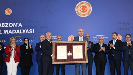 Trabzon’a İstiklal Madalyası