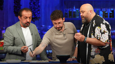 MasterChef 5. ve 6. eleme adayı belli oldu Dün akşam (22 Ağustos) MasterChef 3. dokunulmazlığı kim kazandı, potaya kim gitti MasterChef 5. ve 6. eleme adayı belli oldu Dün akşam (22 Ağustos) MasterChef 3. dokunulmazlığı kim kazandı, potaya kim gitti